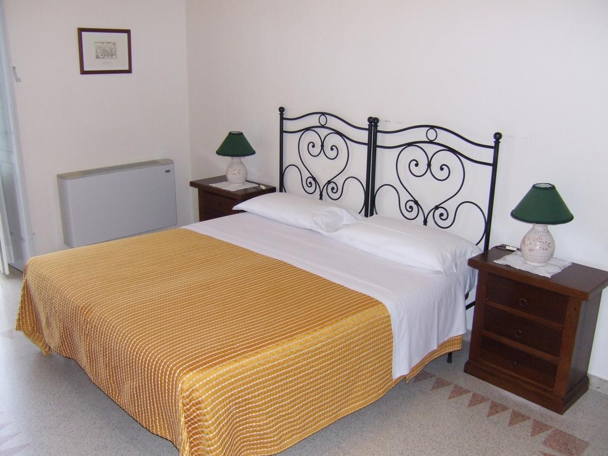 Albergo Lucy Trani Ruang foto